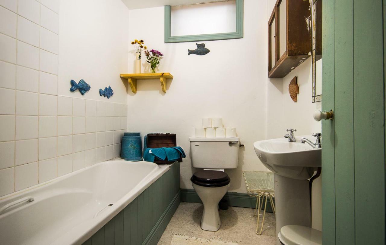 Cleo Gallery Apartments Кенмеър Екстериор снимка