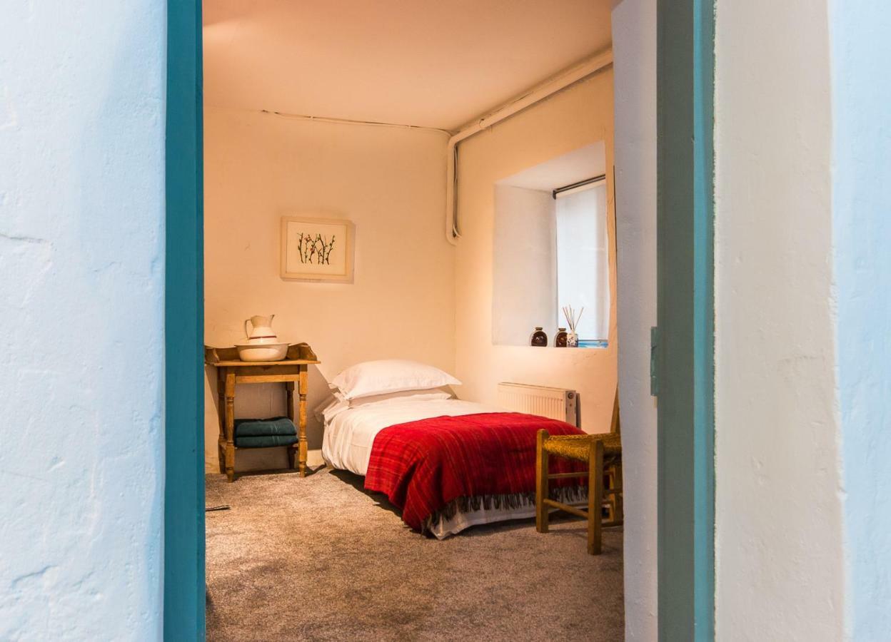 Cleo Gallery Apartments Кенмеър Екстериор снимка